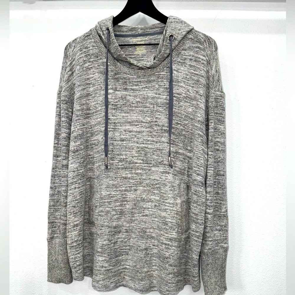 Westbound Hooded Pullover Top